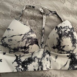 Pink sports bra medium